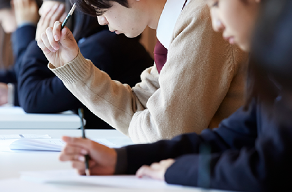 高校生にとって英語は重要性？高校生の英語学習や資格取得の大切さを解説サムネイル
